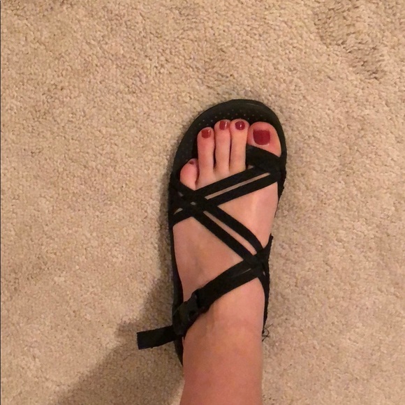 skechers toe ring sandals